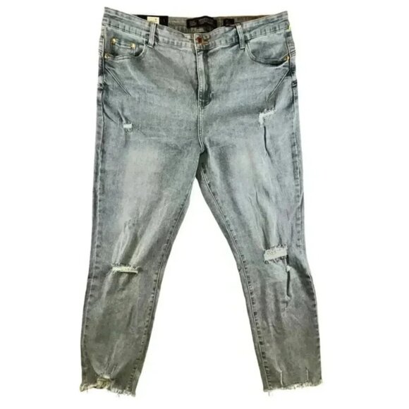 Chic‎ Denim NWT Asha High Rise ankle grazer Distressed Jeans 18 - Picture 2 of 6